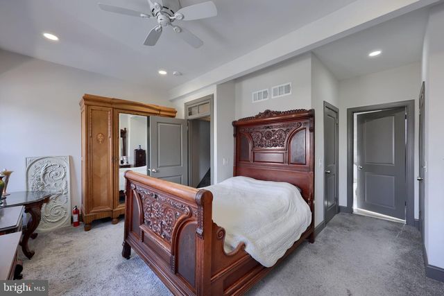 338 N 3RD ST, Columbia, PA 17512