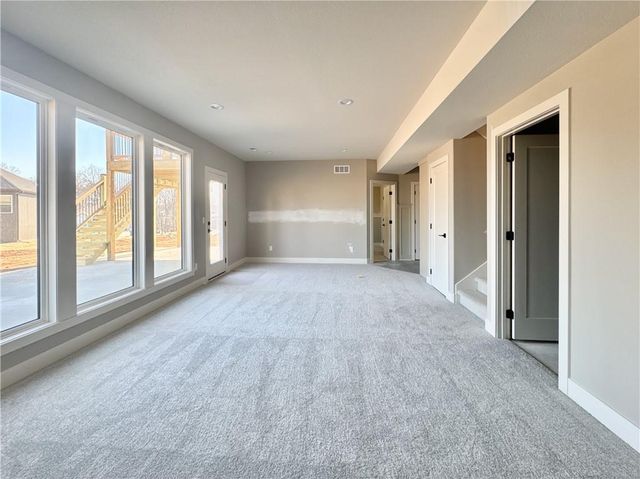 12775 NW Larkspur Lane, Platte City, MO 64079