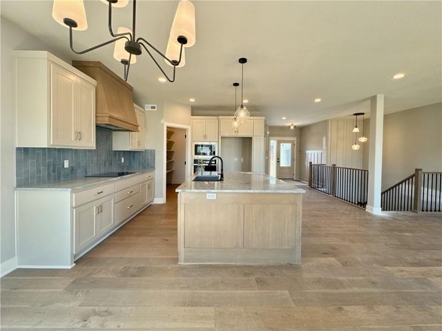 12775 NW Larkspur Lane, Platte City, MO 64079