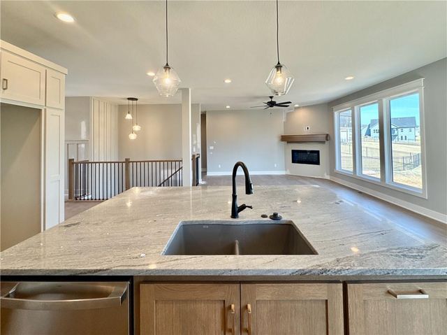 12775 NW Larkspur Lane, Platte City, MO 64079