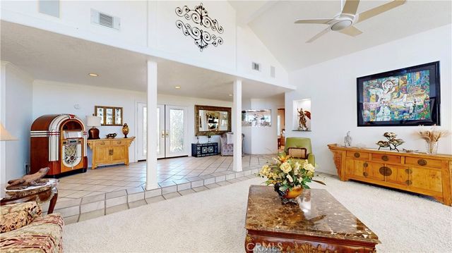 17850 Vista Del Lago, Riverside, CA 92503