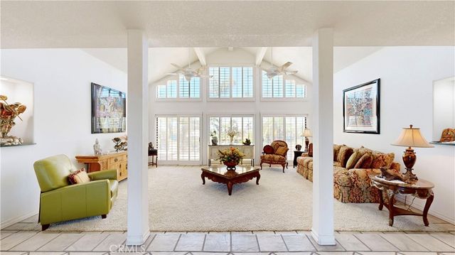 17850 Vista Del Lago, Riverside, CA 92503