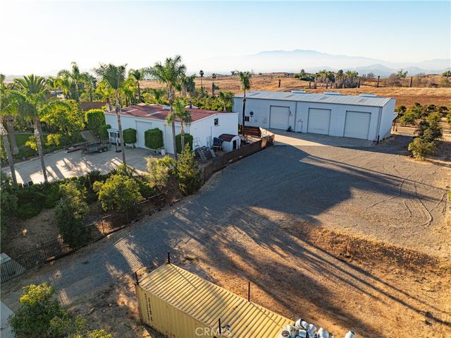 17850 Vista Del Lago, Riverside, CA 92503