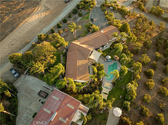 17850 Vista Del Lago, Riverside, CA 92503