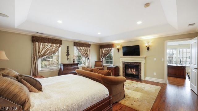 1 Hayduk Dr, Edison Twp., NJ 08820