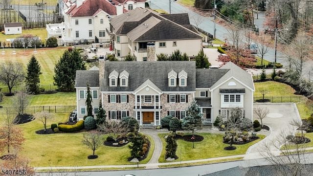 1 Hayduk Dr, Edison Twp., NJ 08820