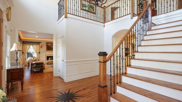 1 Hayduk Dr, Edison Twp., NJ 08820