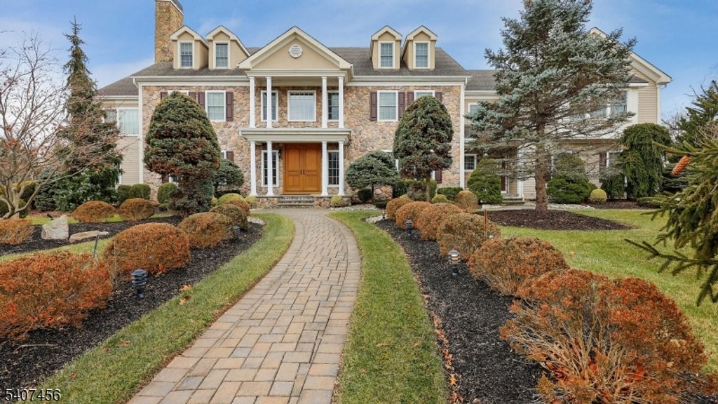 1 Hayduk Dr, Edison Twp., NJ 08820