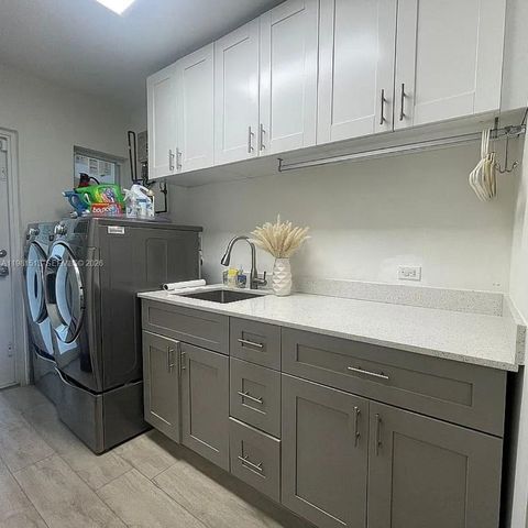 8801 SW 124th St, Miami, FL 33176