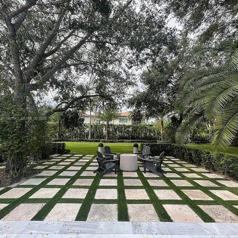 8801 SW 124th St, Miami, FL 33176