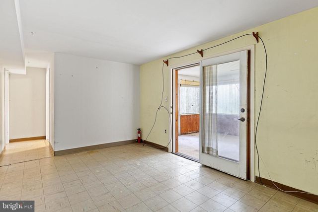 1909 BRANT RD, Wilmington, DE 19810