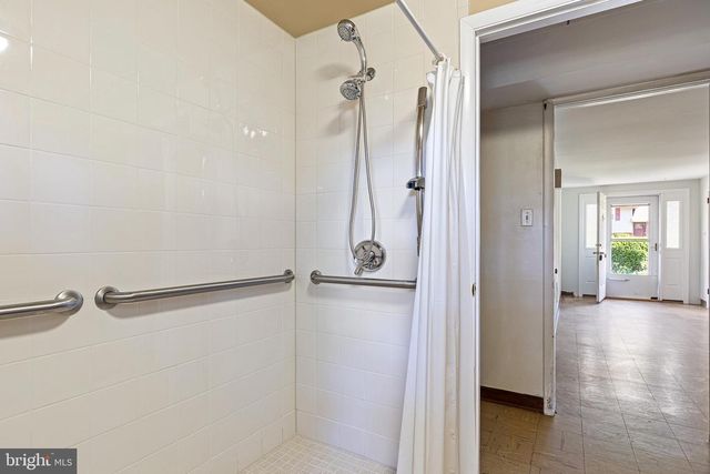 1909 BRANT RD, Wilmington, DE 19810