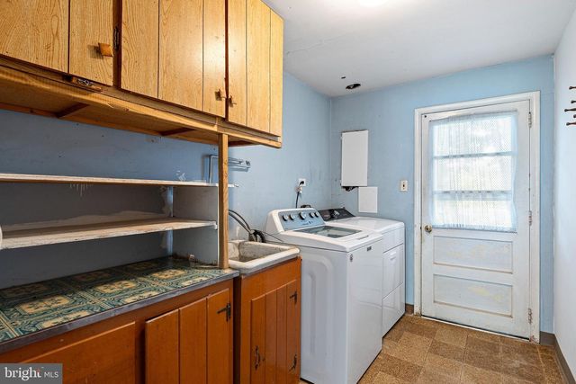 1909 BRANT RD, Wilmington, DE 19810