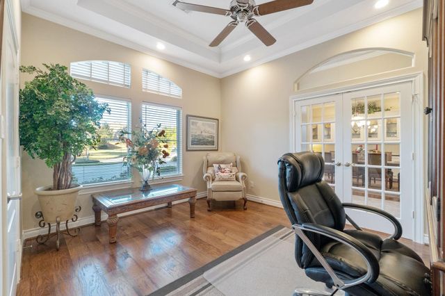 26 Englewood Court, Montgomery, TX 77356