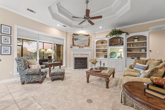 26 Englewood Court, Montgomery, TX 77356