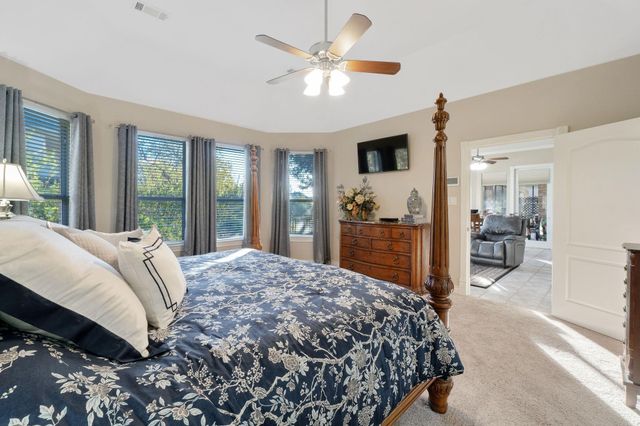 26 Englewood Court, Montgomery, TX 77356