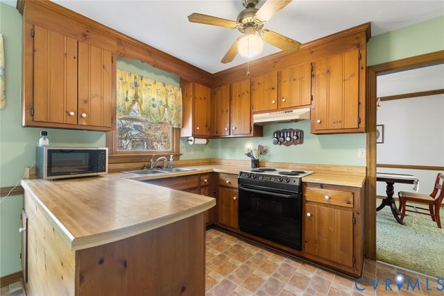 4300 Hoof Cir, North Chesterfield, VA 23234