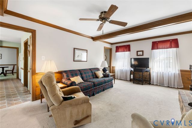 4300 Hoof Cir, North Chesterfield, VA 23234