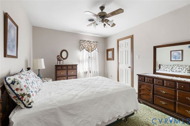 4300 Hoof Cir, North Chesterfield, VA 23234