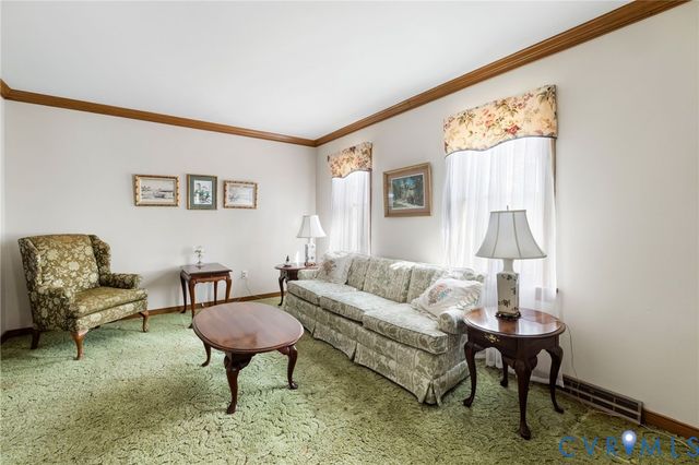 4300 Hoof Cir, North Chesterfield, VA 23234