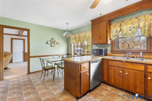 4300 Hoof Cir, North Chesterfield, VA 23234