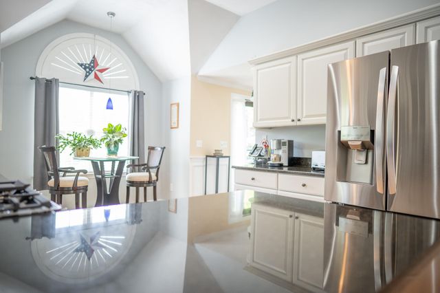 12 Sheffield Place, Mashpee, MA 02649