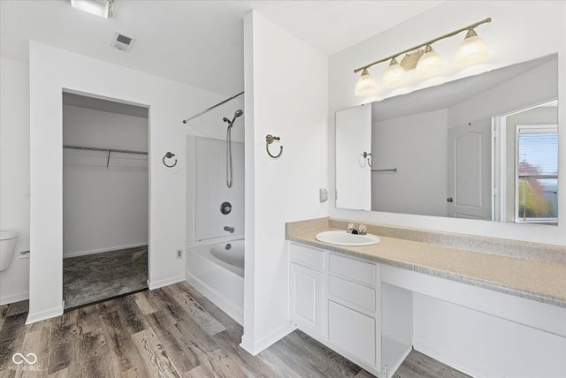 5557 Floating Leaf Drive, Indianapolis, IN 46237