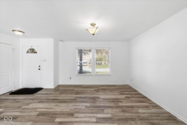 5557 Floating Leaf Drive, Indianapolis, IN 46237