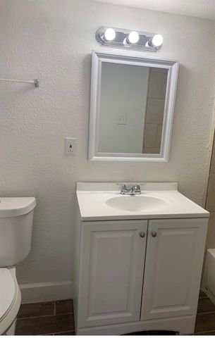 10430 Wicklowe Street, Houston, TX 77016