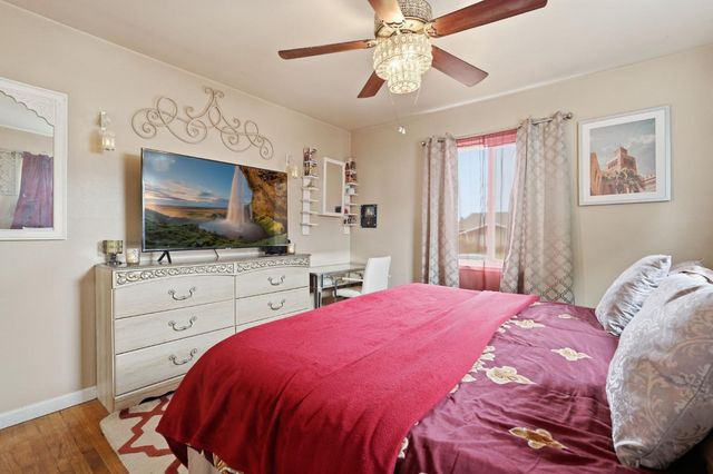 7112 Delhaven Way, North Highlands, CA 95660