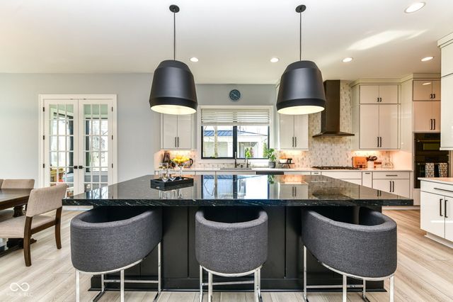 3973 Club Ridge Estates, Zionsville, IN 46077
