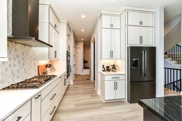3973 Club Ridge Estates, Zionsville, IN 46077