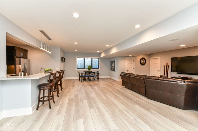 3973 Club Ridge Estates, Zionsville, IN 46077