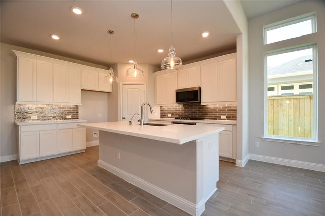 19722 Dwight Eisenhower, Cypress, TX 77433