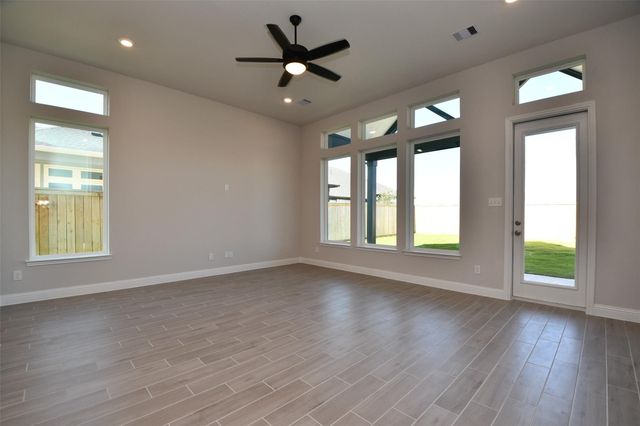 19722 Dwight Eisenhower, Cypress, TX 77433