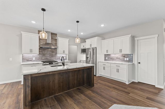 20615 Redwood Street NW, Oak Grove, MN 55011