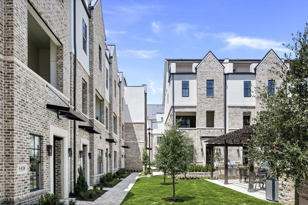 5444 Tomlinson Drive, Irving, TX 75039