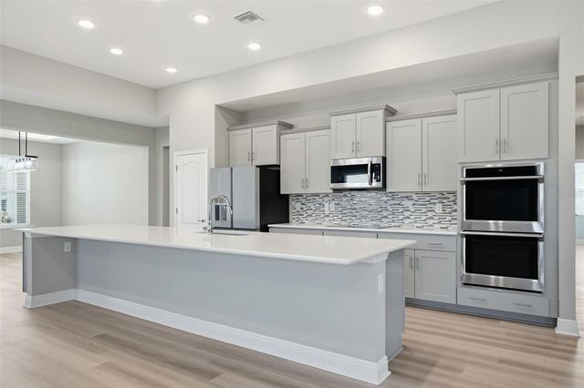 9667 PANTERA LOOP, Weeki Wachee, FL 34613