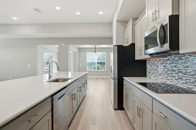 9667 PANTERA LOOP, Weeki Wachee, FL 34613