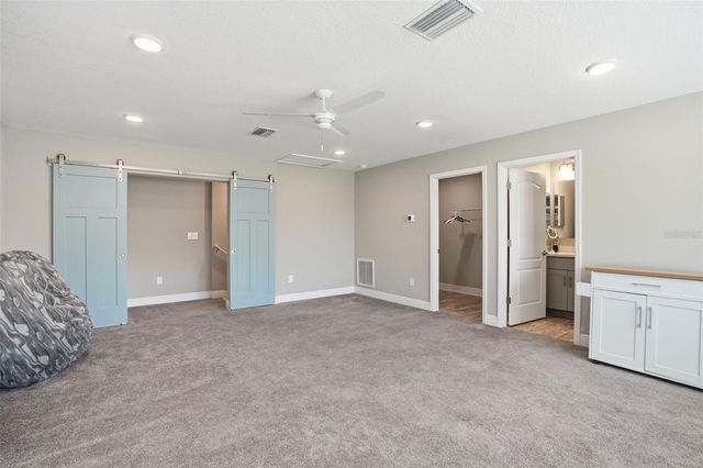 9667 PANTERA LOOP, Weeki Wachee, FL 34613