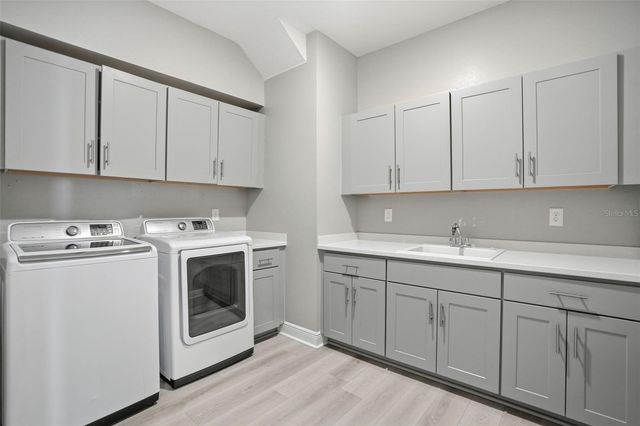 9667 PANTERA LOOP, Weeki Wachee, FL 34613