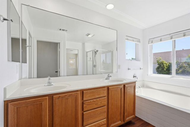 2424 Catamaran Way, Stockton, CA 95206