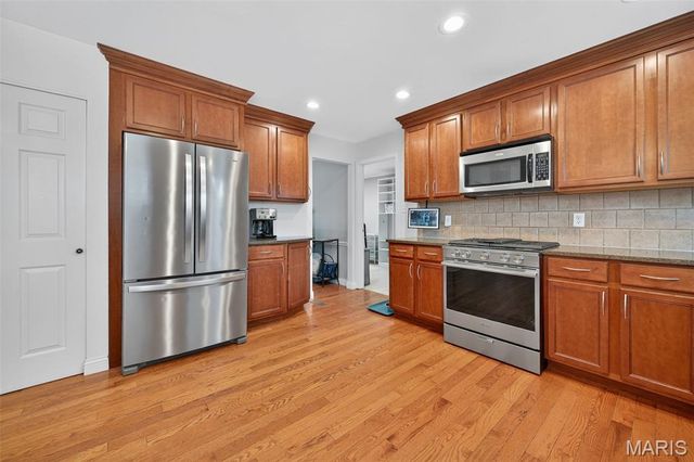 538 Kenilworth Lane, Ballwin, MO 63011