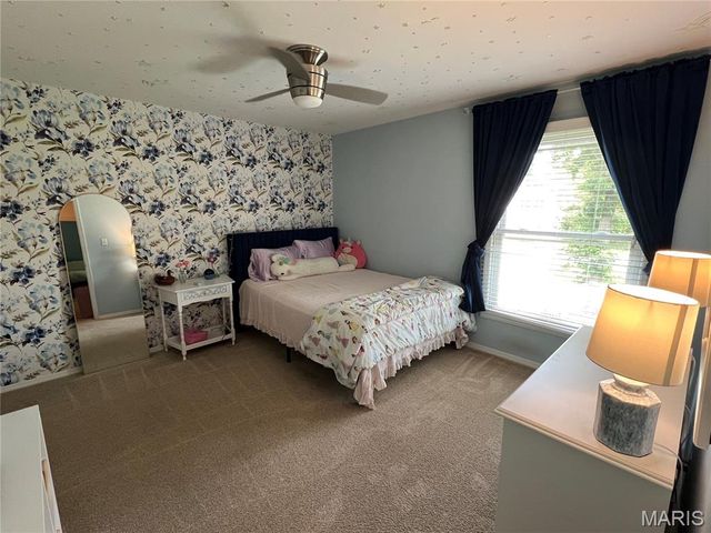 538 Kenilworth Lane, Ballwin, MO 63011