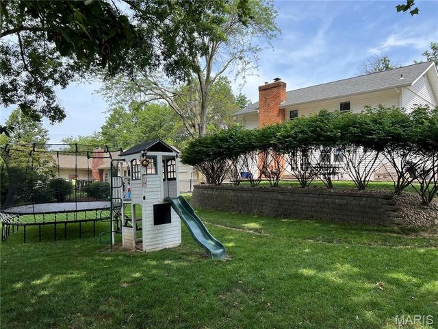 538 Kenilworth Lane, Ballwin, MO 63011