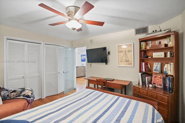6423 Collins Avenue 1005, Miami Beach, FL 33141