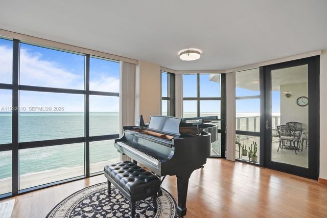 6423 Collins Avenue 1005, Miami Beach, FL 33141