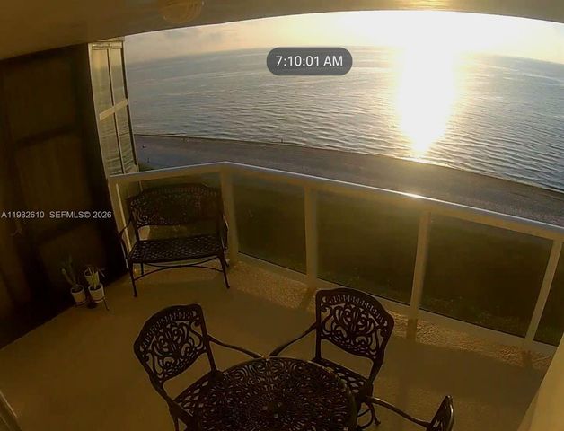 6423 Collins Avenue 1005, Miami Beach, FL 33141
