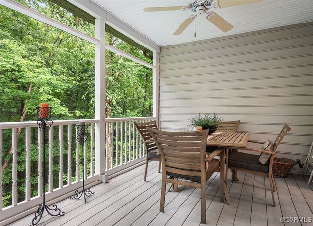 138 Carriage Point Ln, Glen Allen, VA 23059