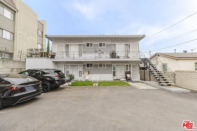 1151 N Columbus Avenue, Glendale, CA 91202